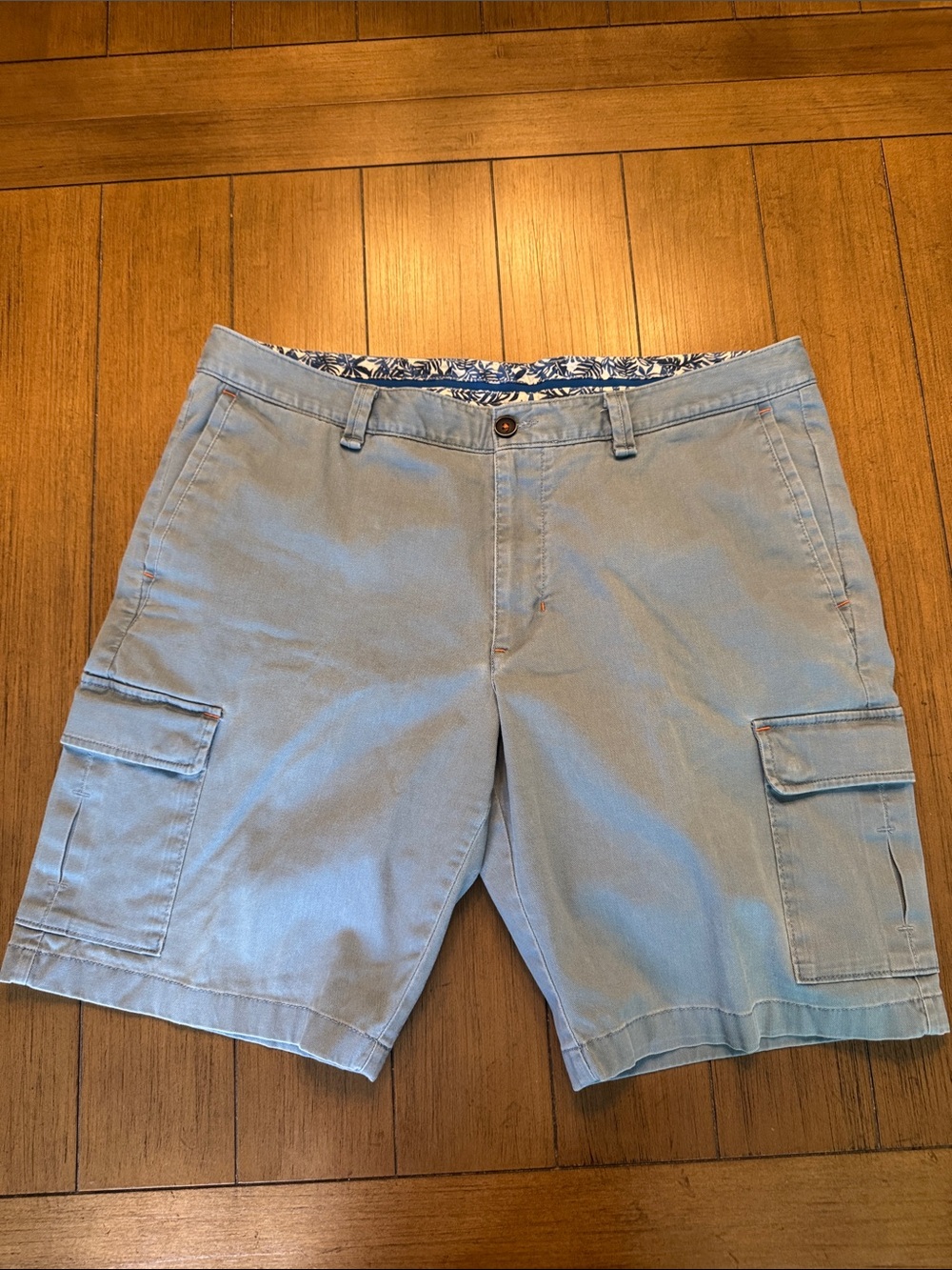 Tommy Bahama Coastal Key 10-Inch Cargo Shorts